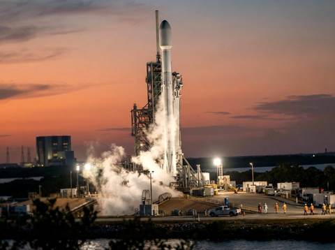 SpaceX Stock Falls Back Near $150 Opening Price