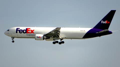 FedEx (FDX) Q4 Earnings Reveal Key Metrics