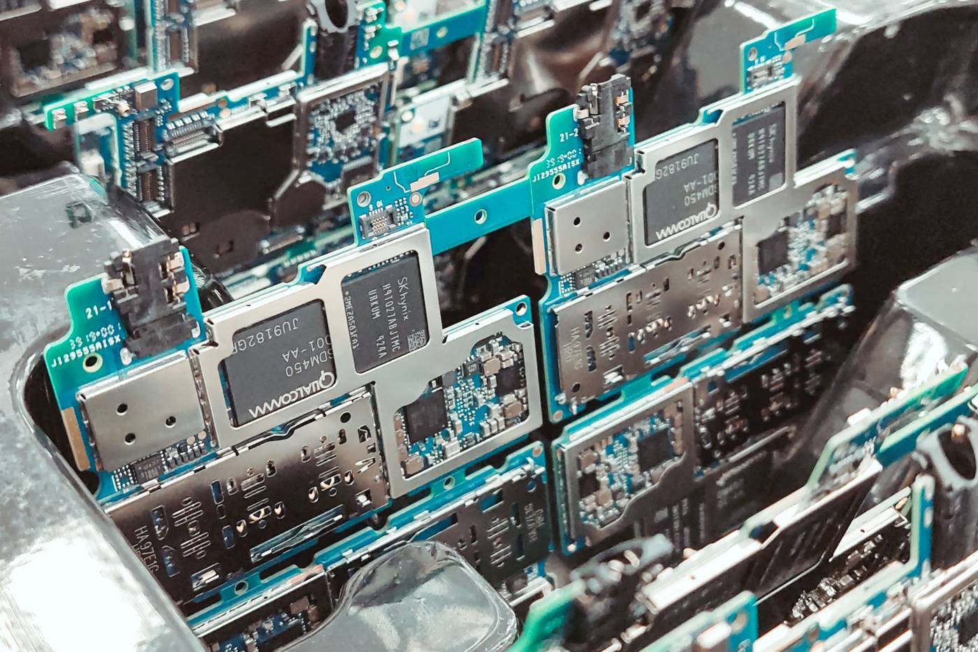 Qualcomm is spending $3.92 billion in stock to acquire Modular, an AI software startup whose hardware-agnostic platform could…