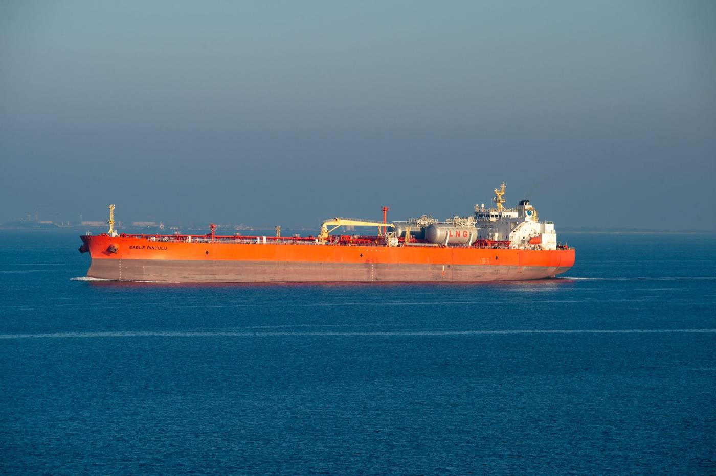 Oil tanker persian gulf